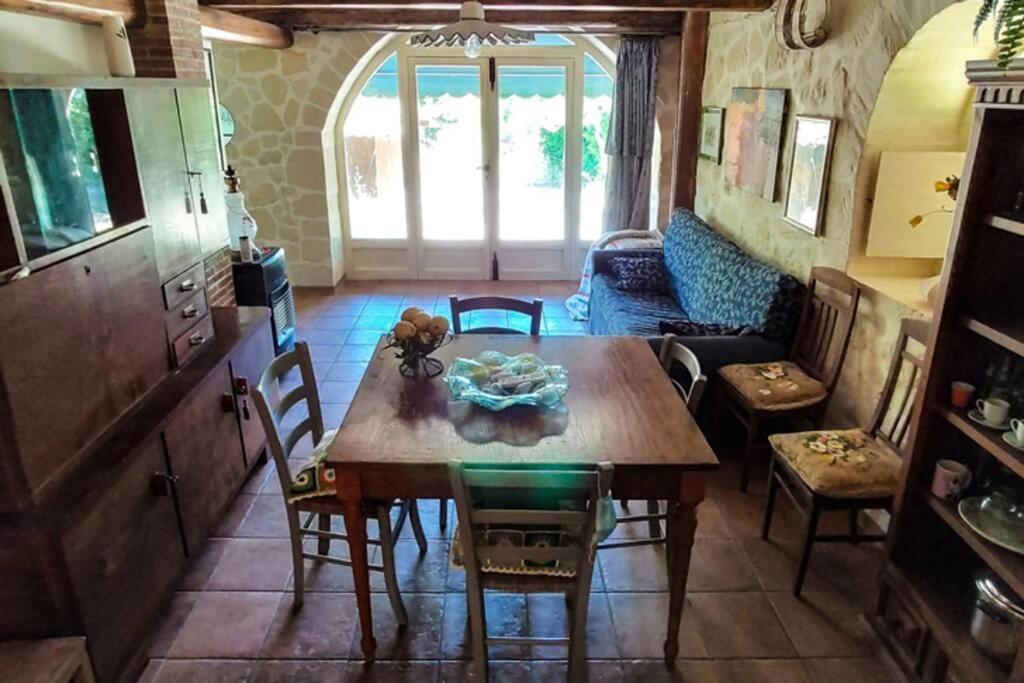 Neli, Palazzolo Acreide, Siracusa, Hot Tub, Wi-fi & Parking Holiday home Palazzolo Acreide